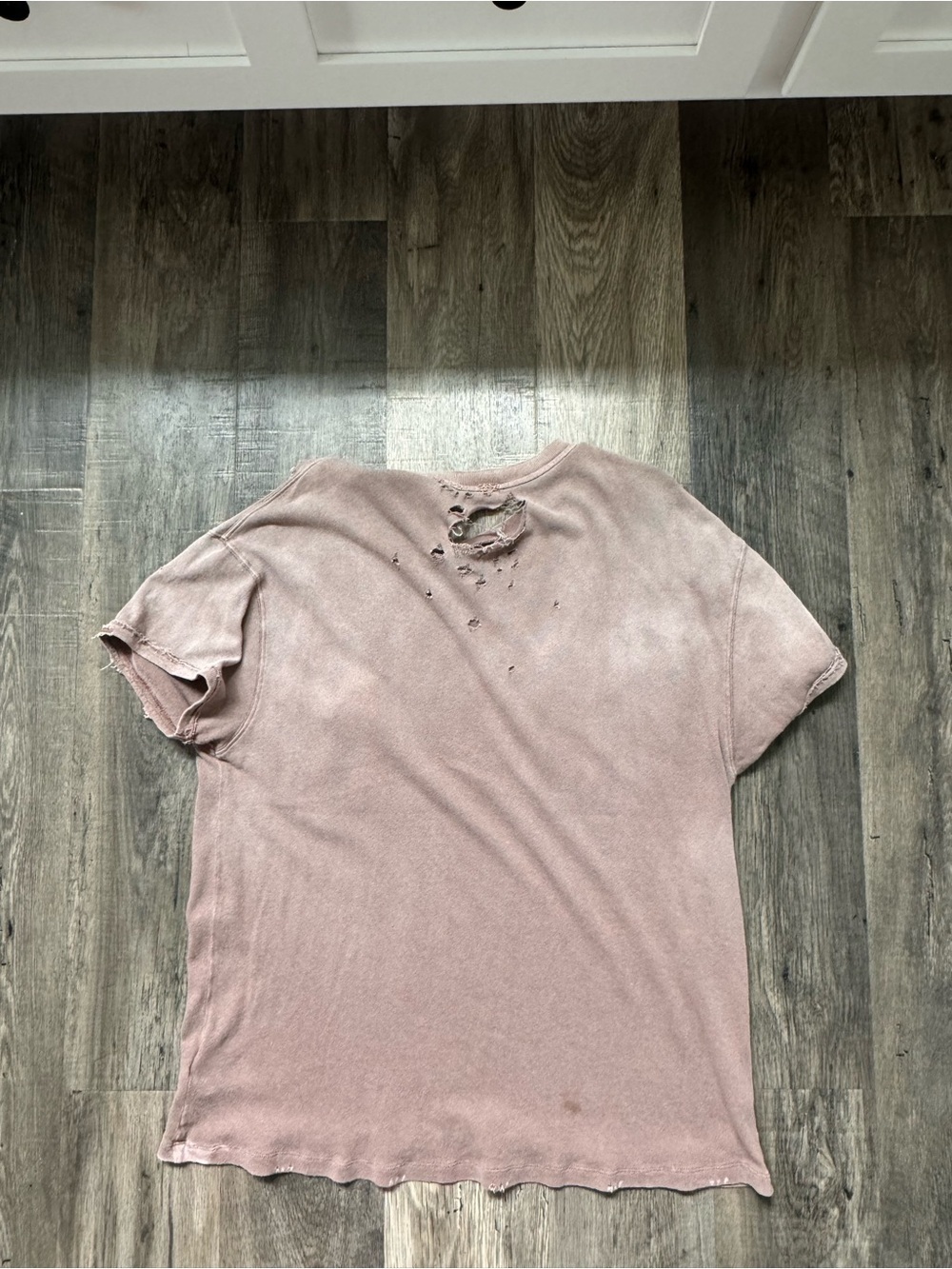 We The Free Washed Mauve Distressed Pocket Tee - Picture 4 of 4